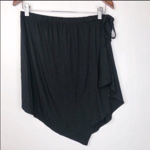 Aritzia Babaton Black Asymmetrical Skirt